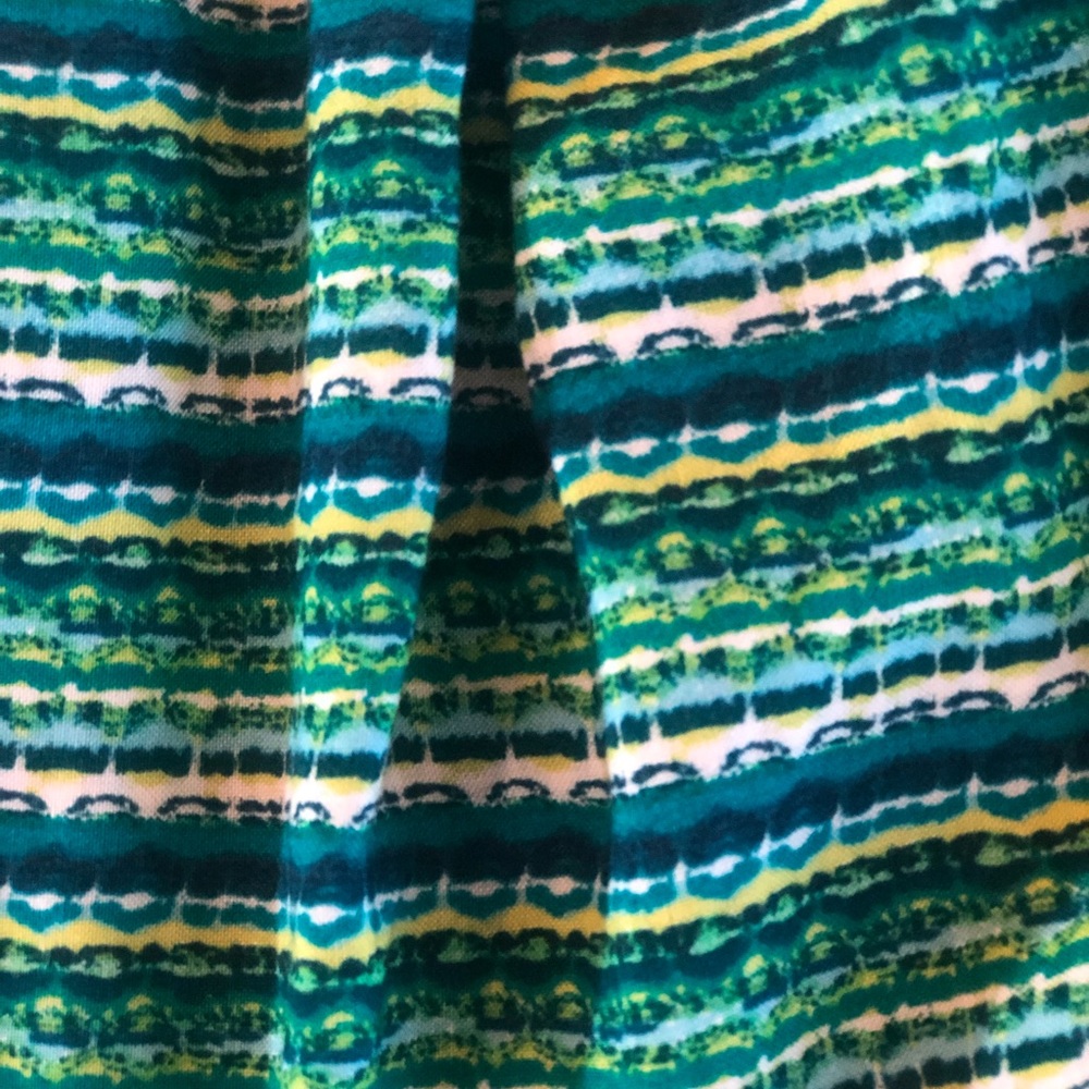 Green Skirt with Removable Belt - Picture 3 of 3